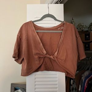 Aerie top